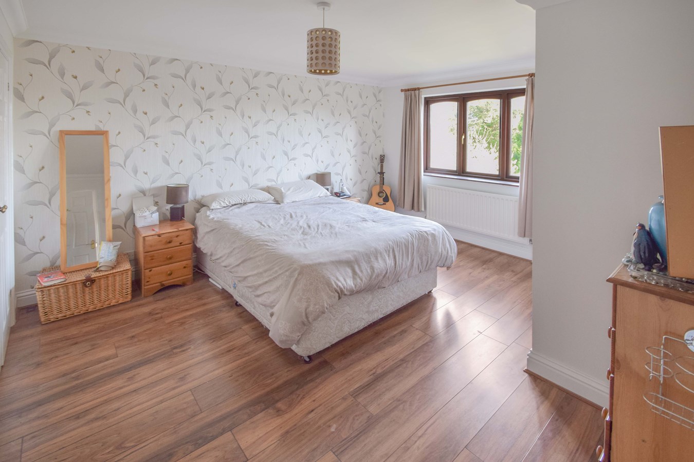 4 bedroom Detached House for sale in Walderslade Woods
