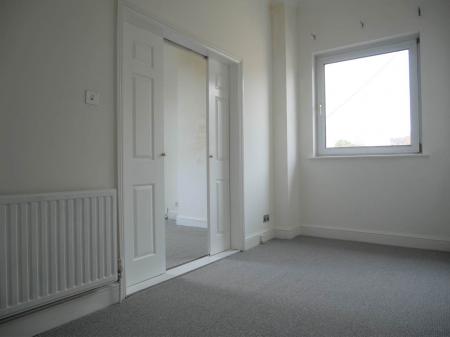 Bedroom 1 (2)