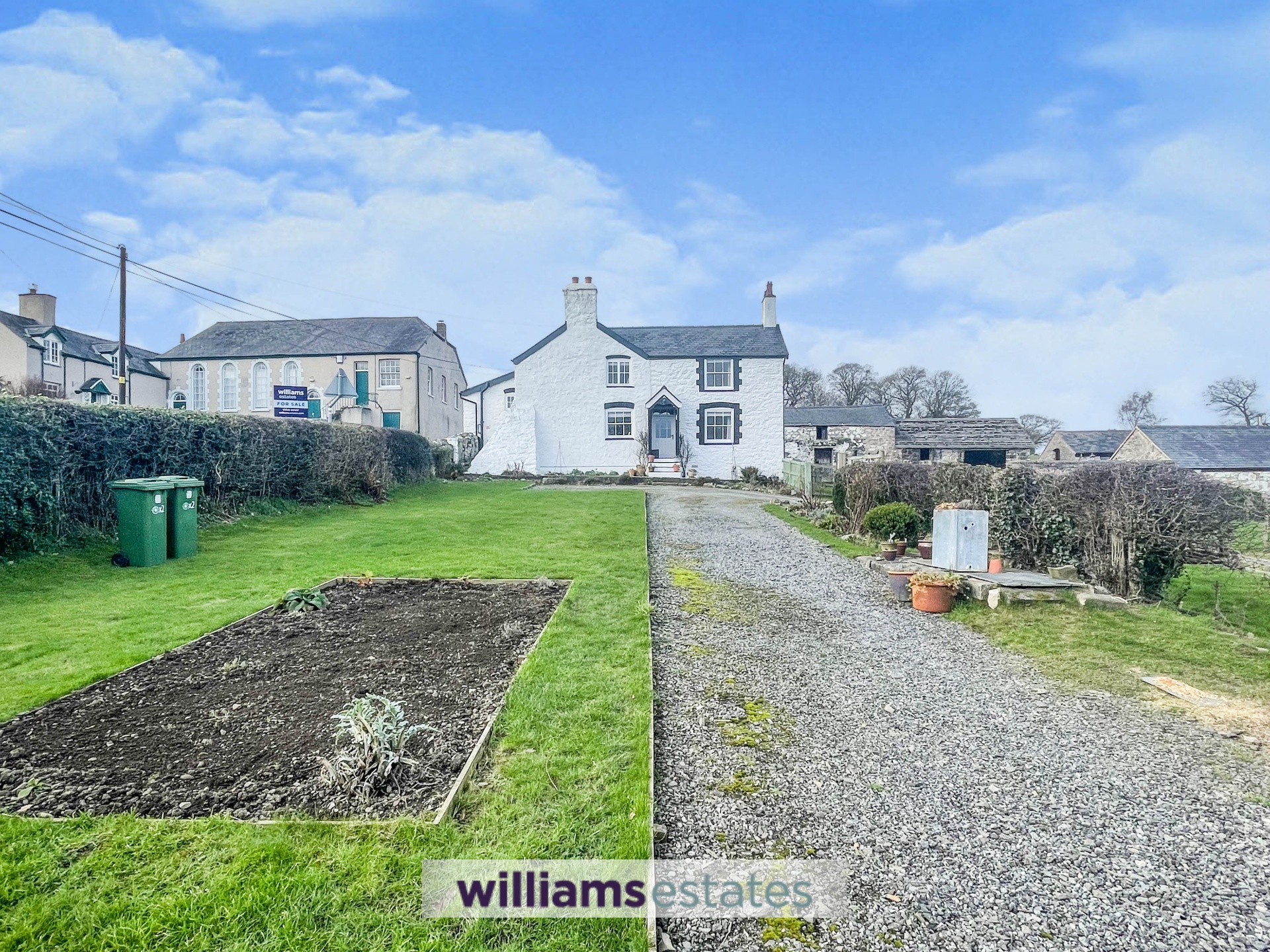 3 bedroom House for sale in Denbigh