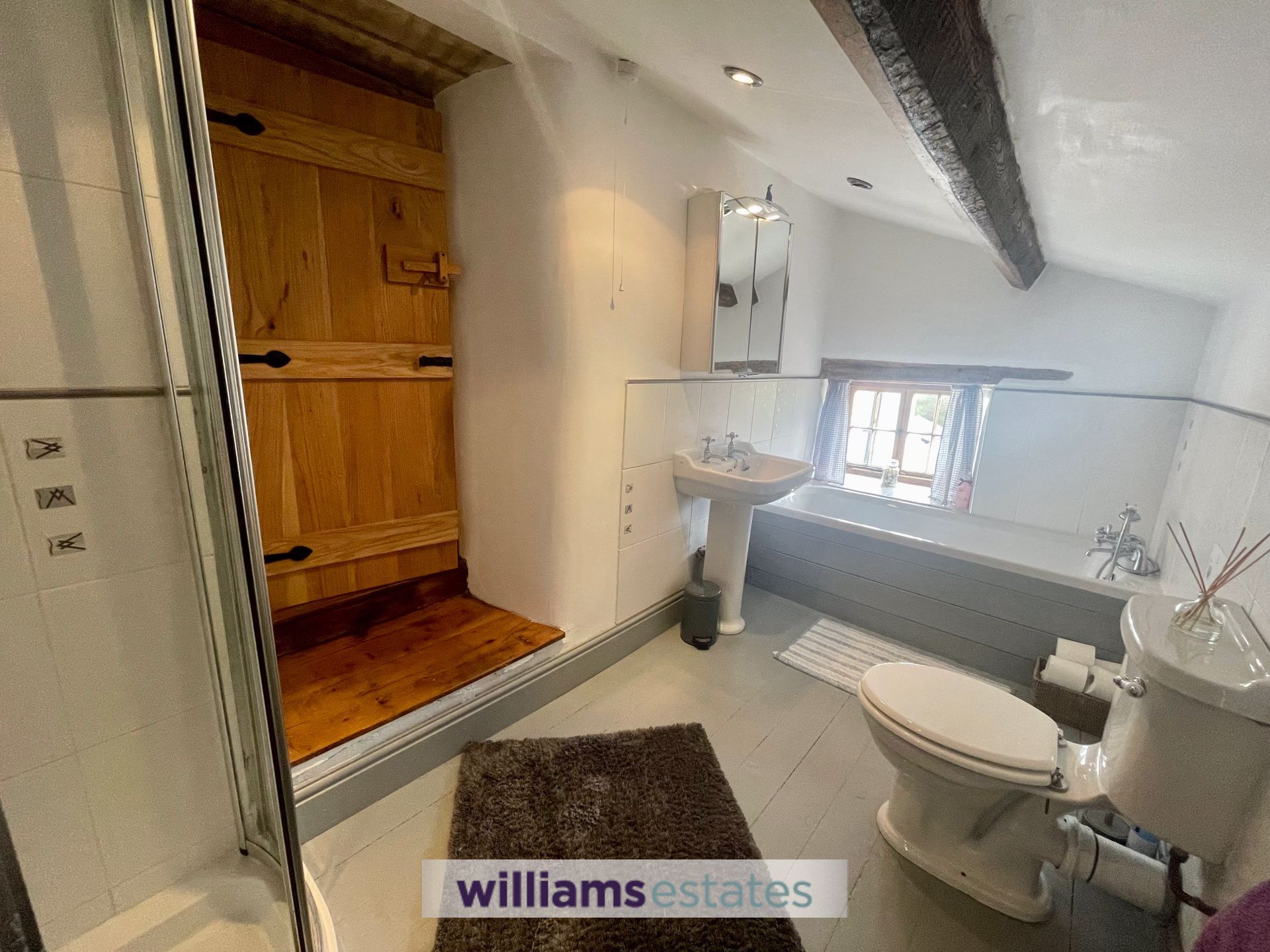 3 bedroom House for sale in Denbigh