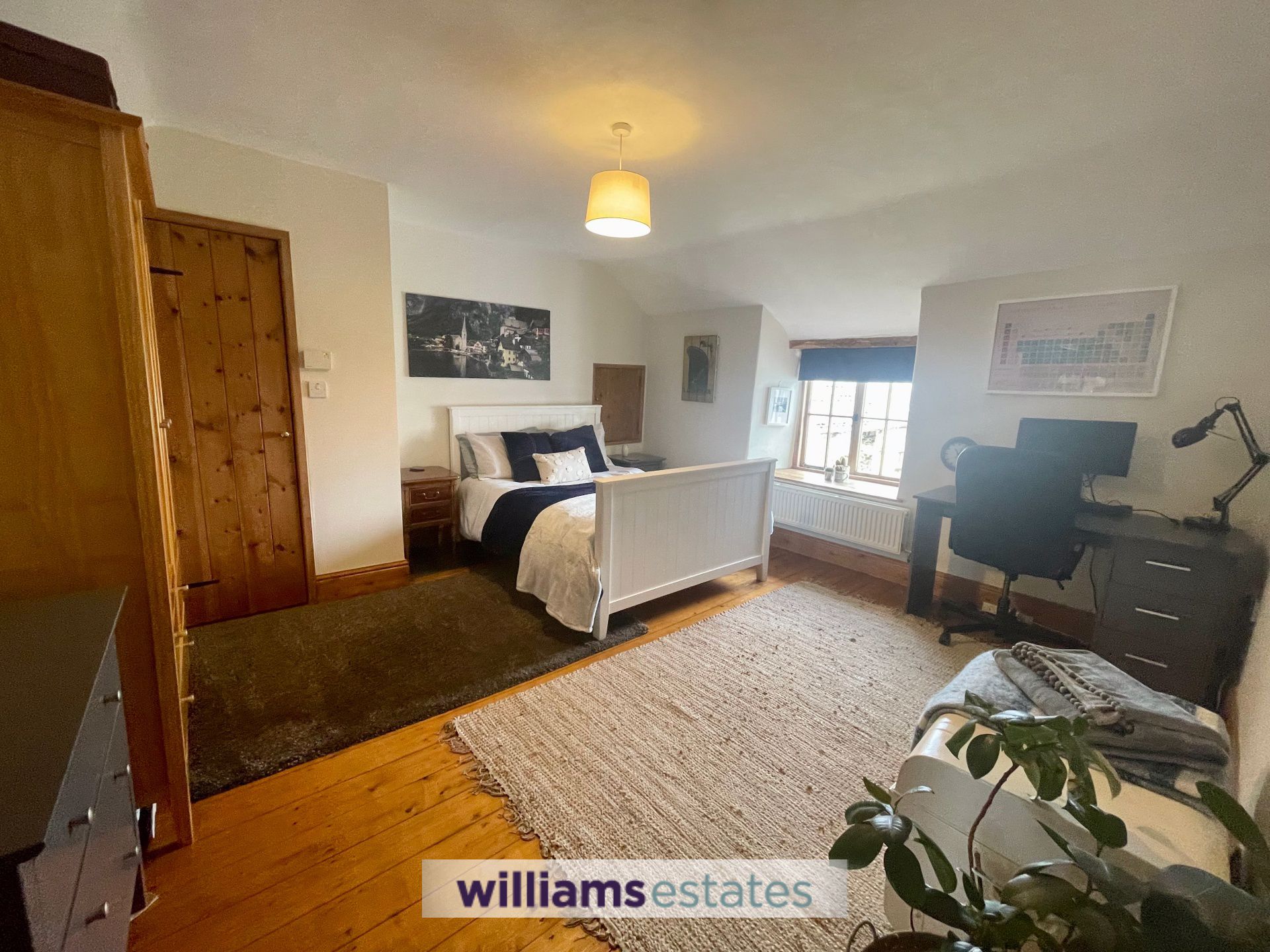 3 bedroom House for sale in Denbigh