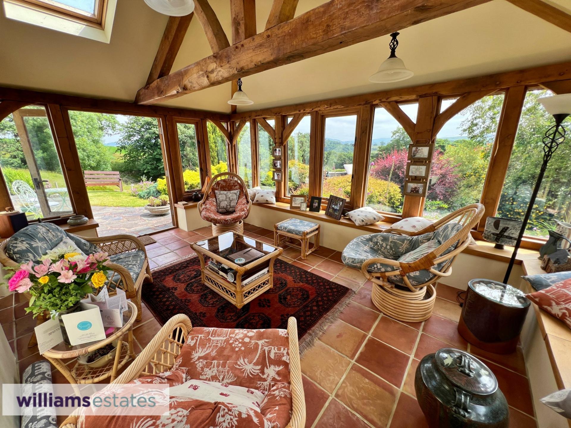 3 bedroom House for sale in Pwllglas