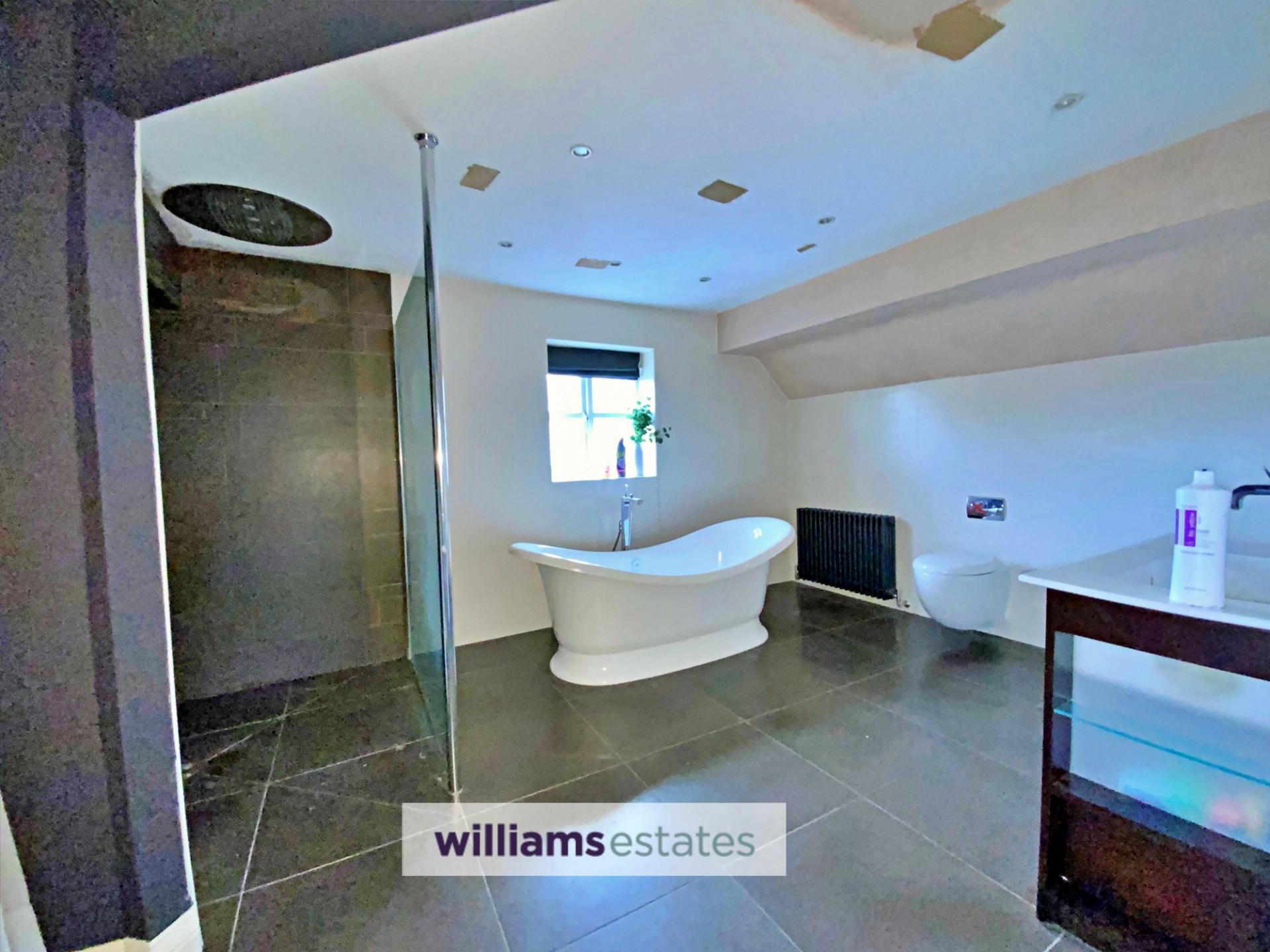 5 bedroom House for sale in Rhuddlan