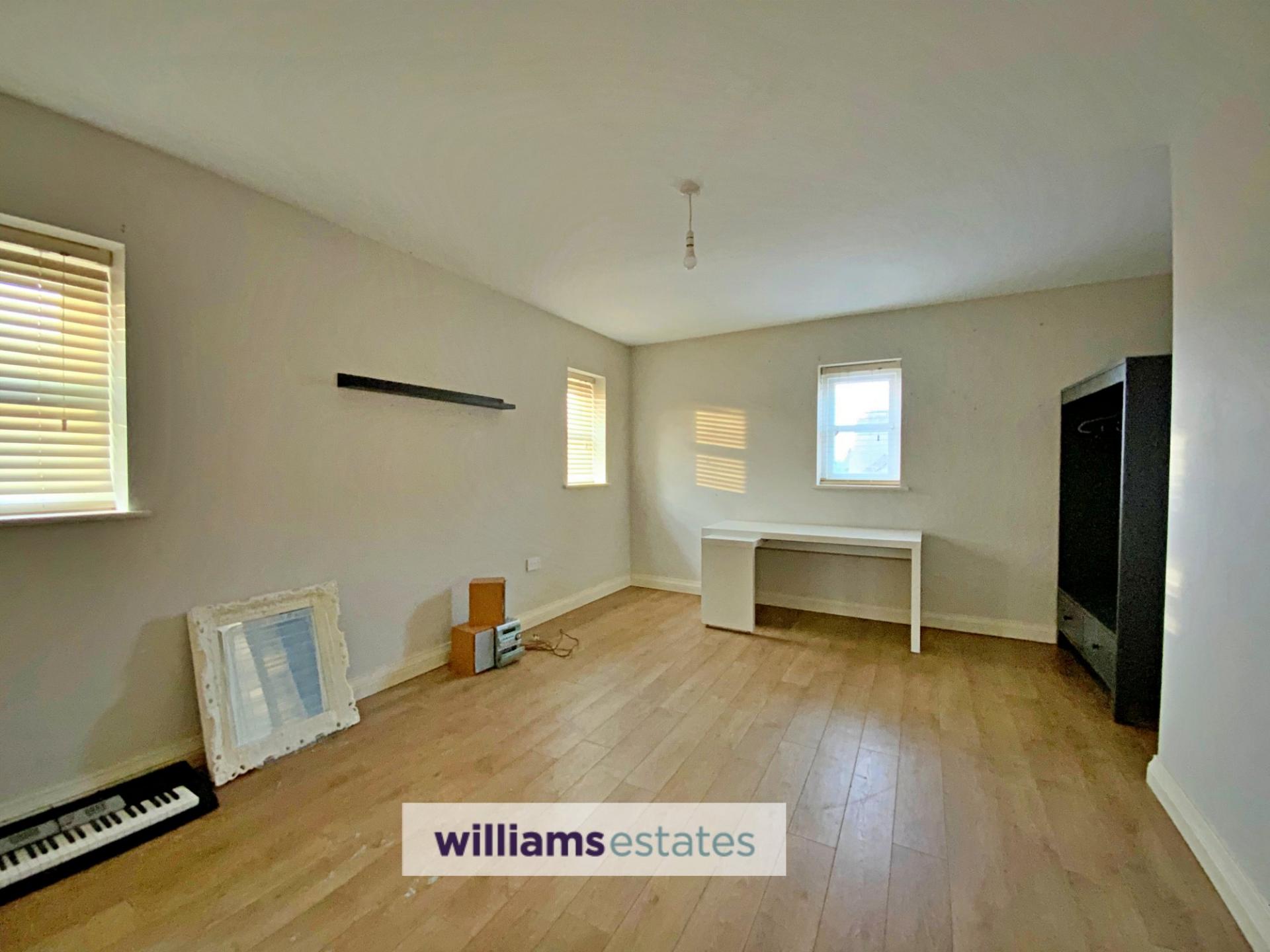 5 bedroom House for sale in Rhuddlan