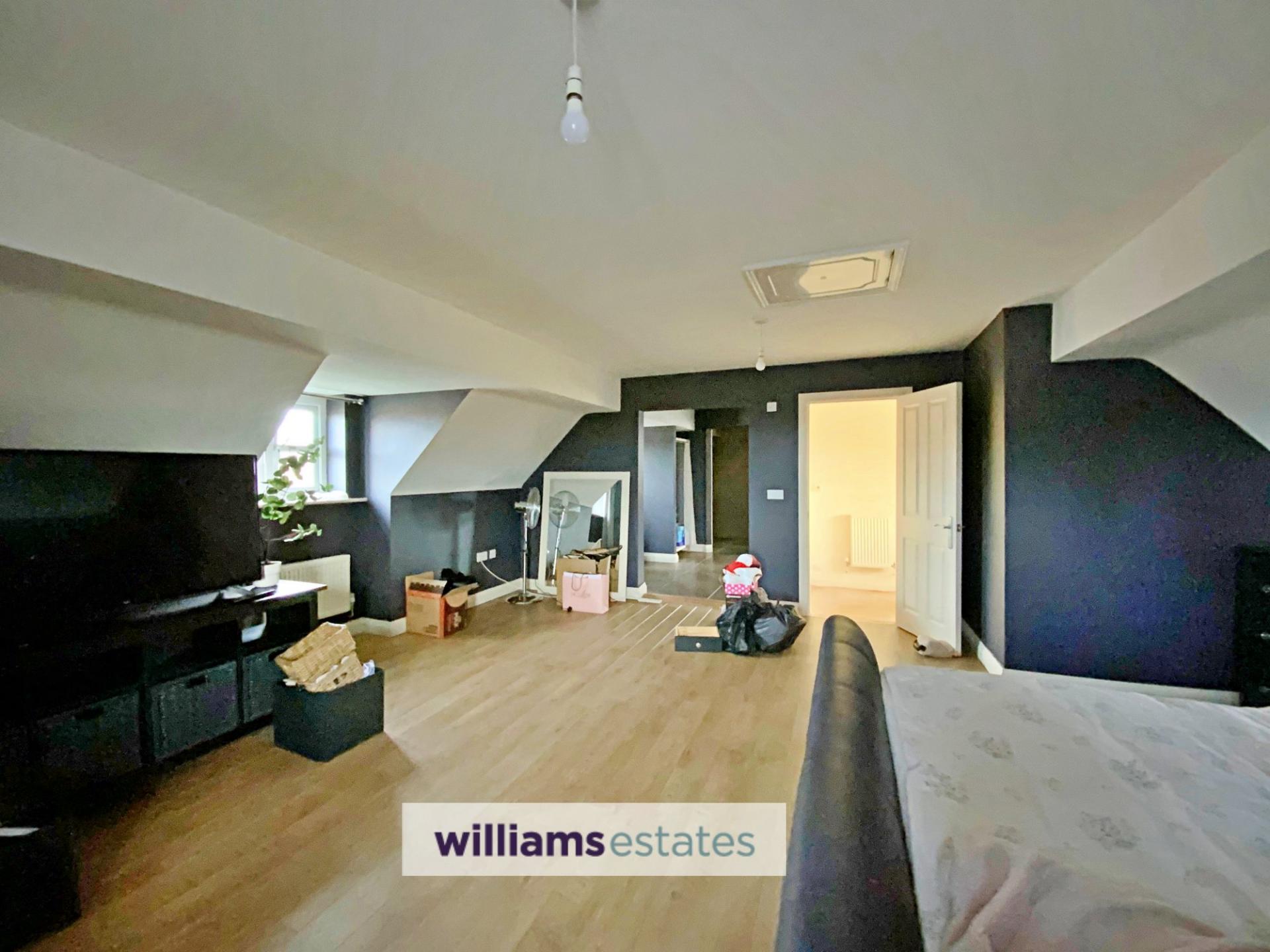 5 bedroom House for sale in Rhuddlan