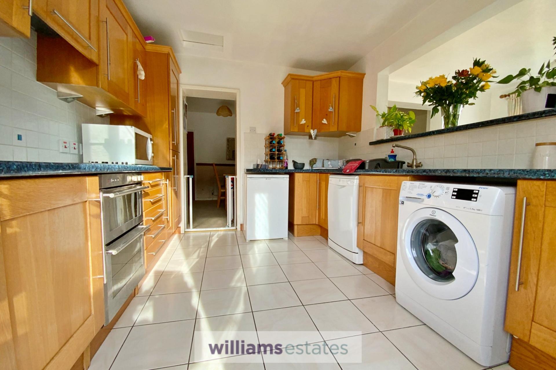 3 bedroom House for sale in Mold