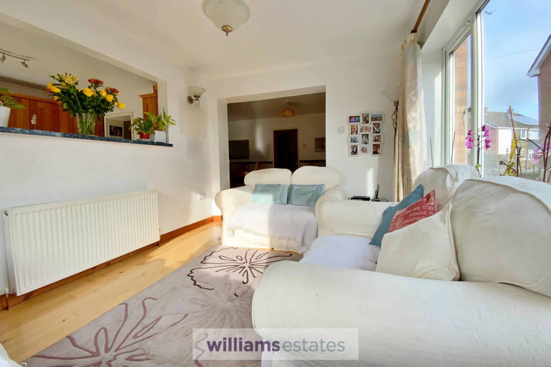 3 bedroom House for sale in Mold