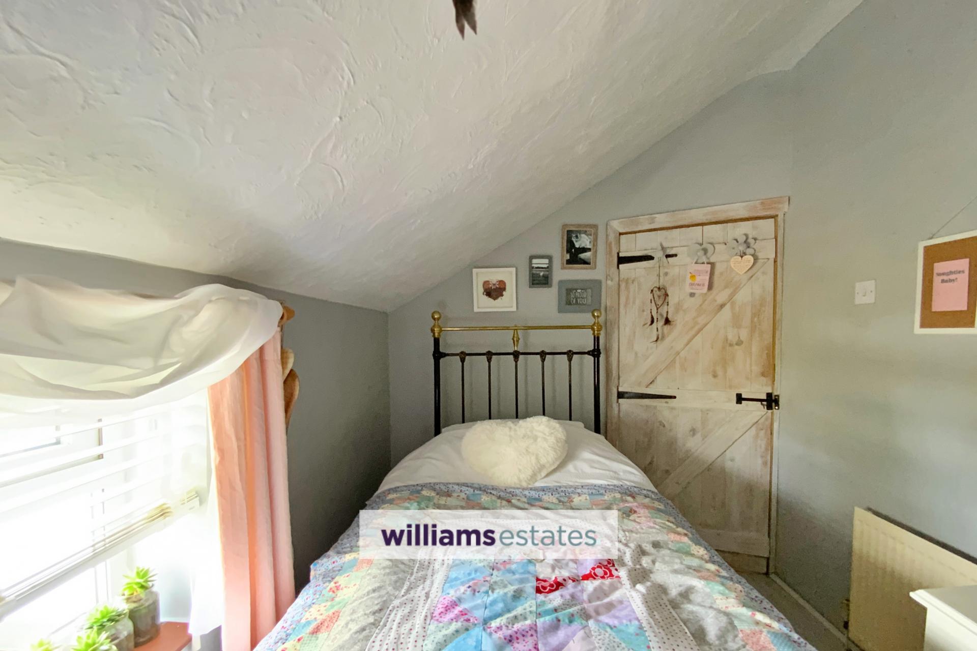 2 bedroom SemiDetached House for sale in Sychdyn