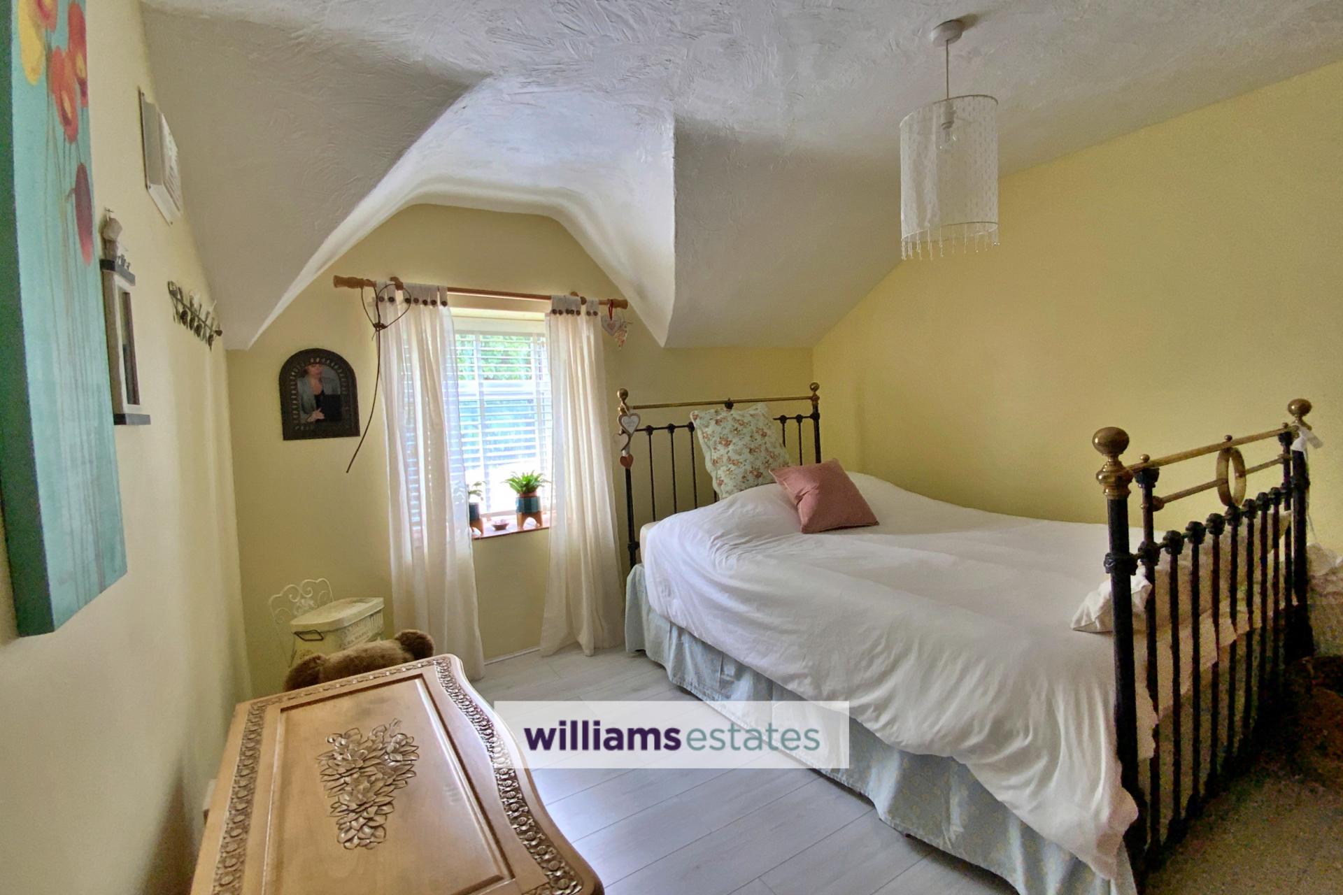 2 bedroom SemiDetached House for sale in Sychdyn