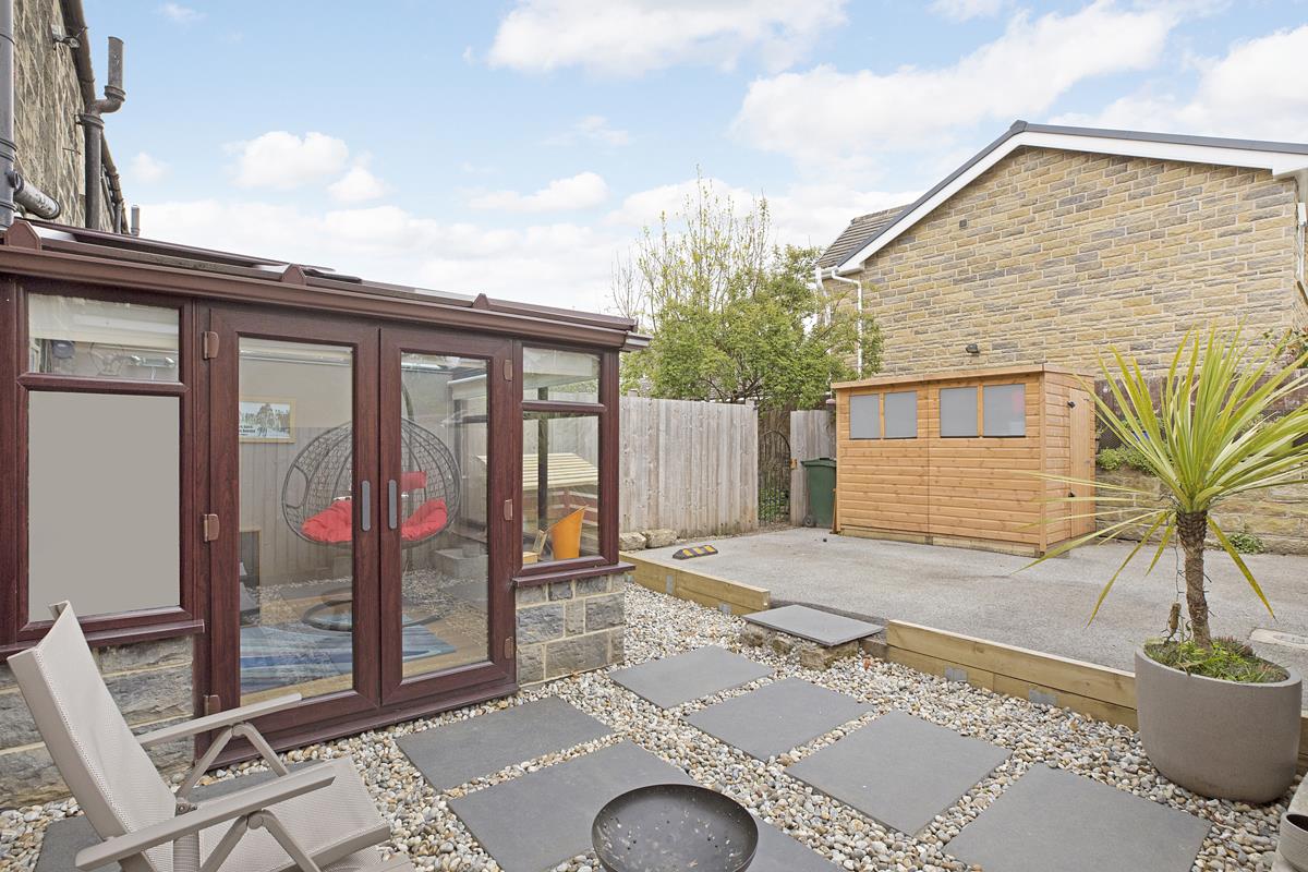 3 bedroom Terraced House for sale in Burley in Wharfedale