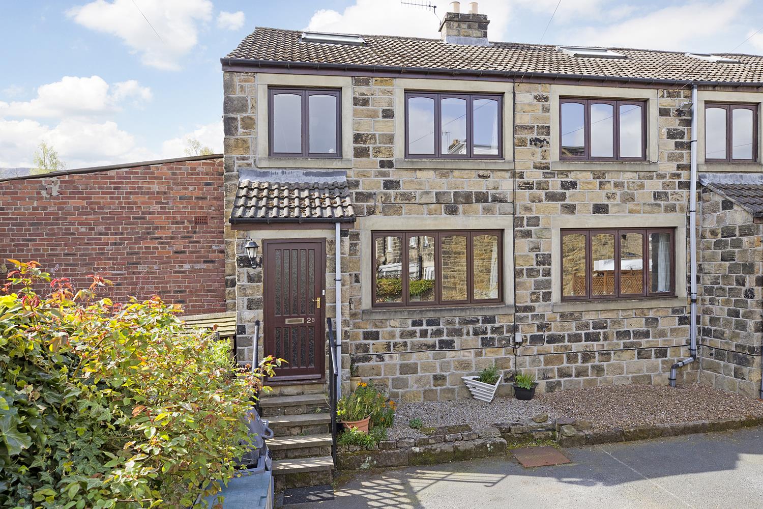 2 bedroom End of Terrace House for sale in Ilkley