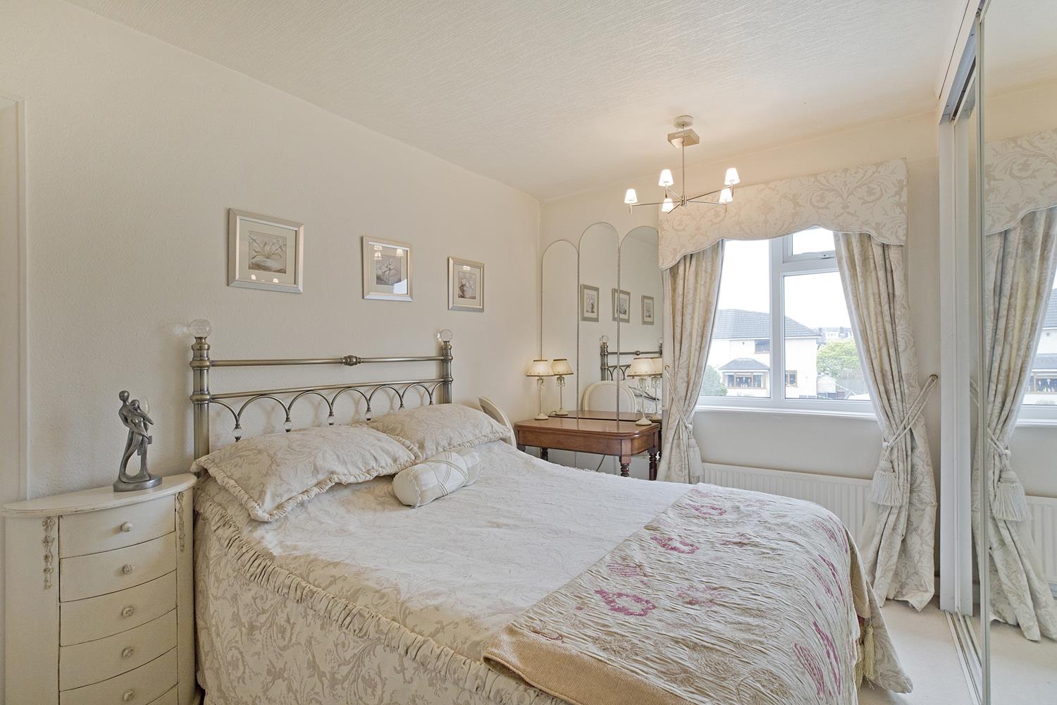 2 bedroom SemiDetached House for sale in Ilkley