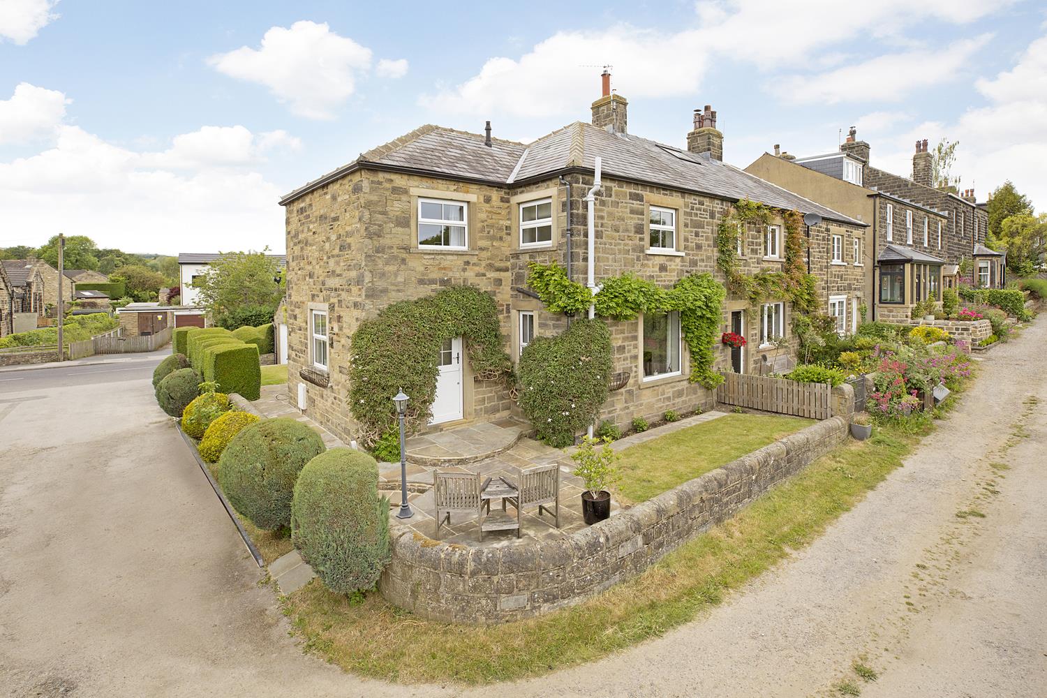 3 bedroom Cottage for sale in Addingham