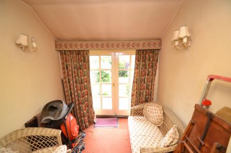 Photograph 7