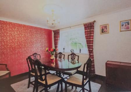 Photograph 9