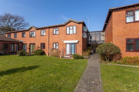 Grosvenor Court-04.jpg