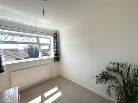 Bedroom 2.jpg