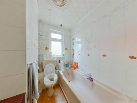 Bathroom (27).jpg