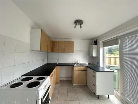 kitchen 2.jpg