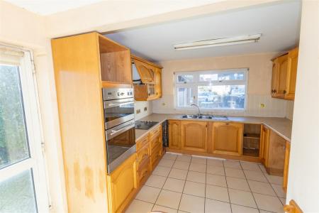 Ashton Way-04 - t.jpeg