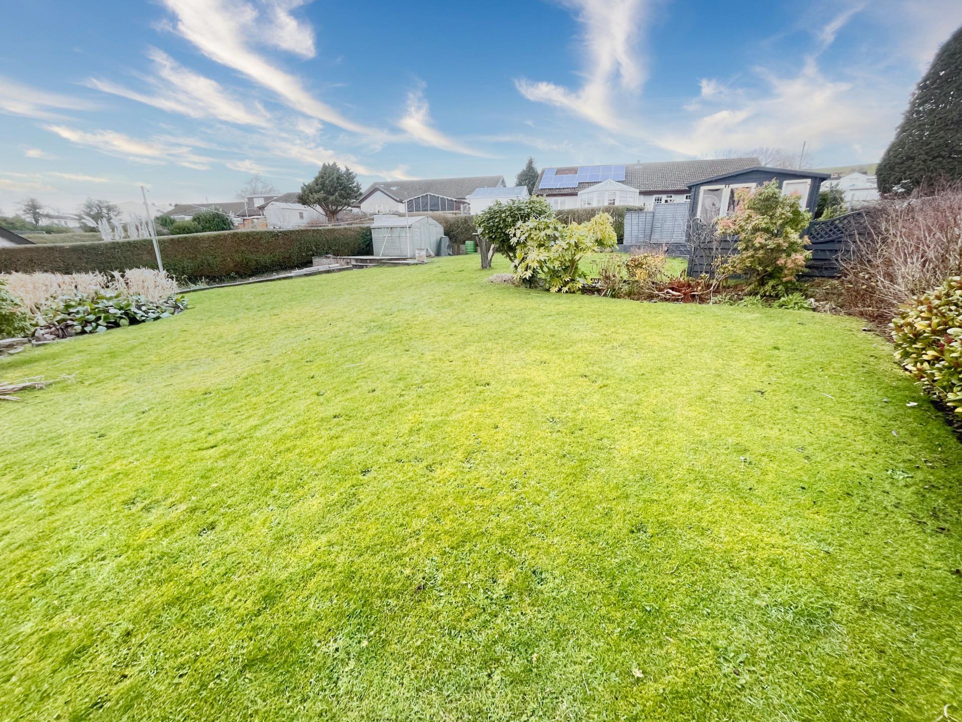 2 bedroom Bungalow for sale in Brynna