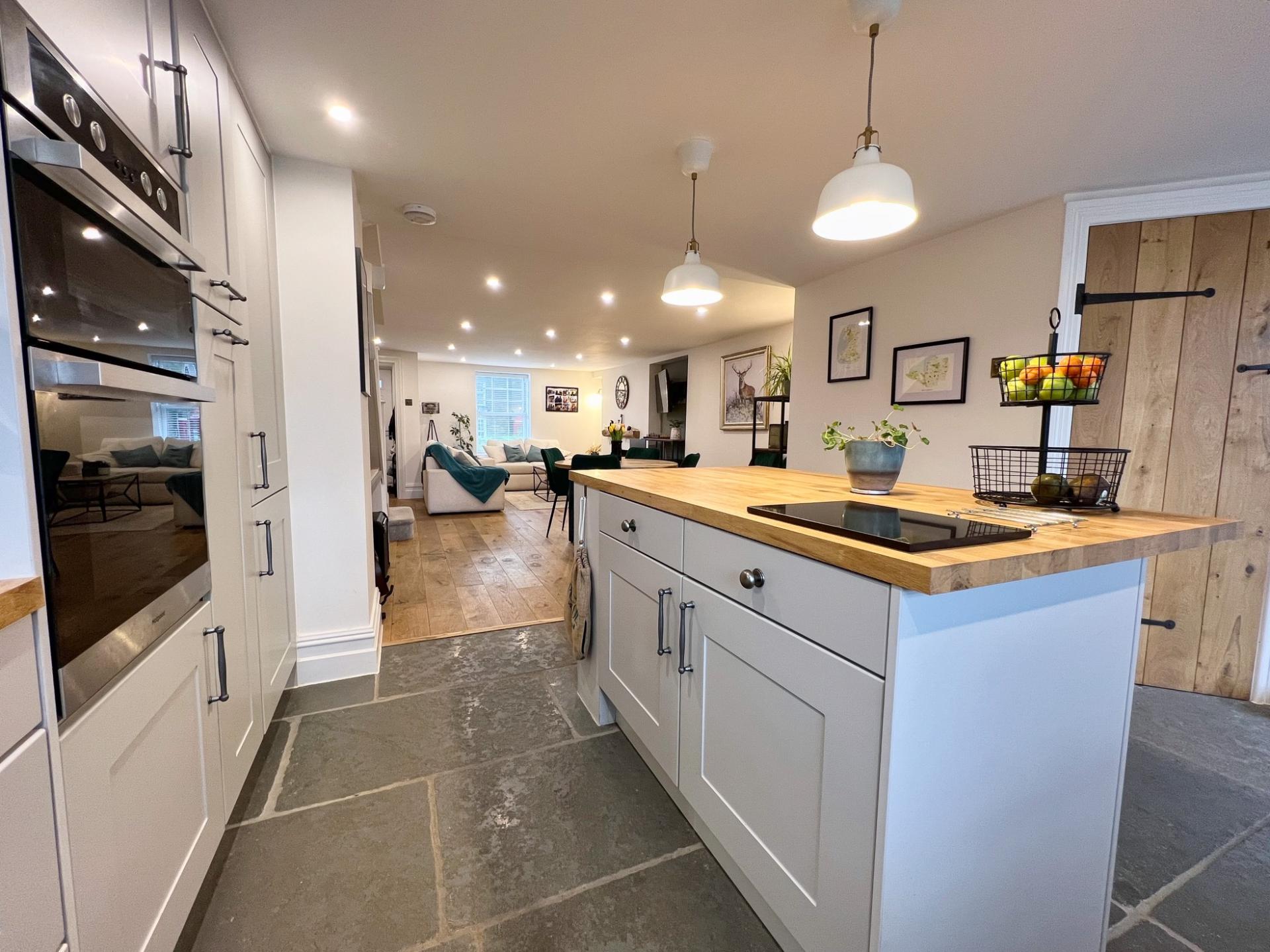 3 bedroom End of Terrace House for sale in Miskin