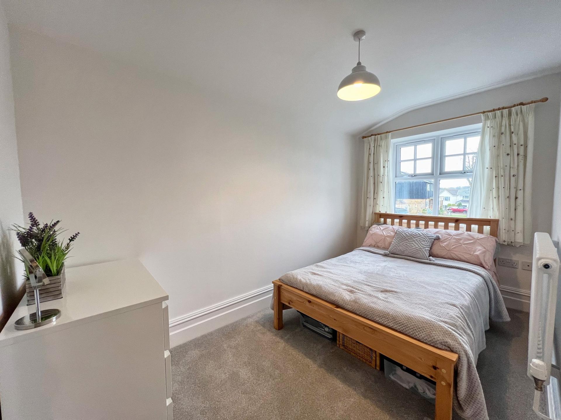 3 bedroom End of Terrace House for sale in Miskin