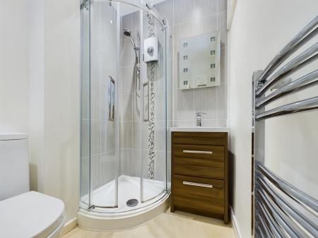 Ground Floor Shower