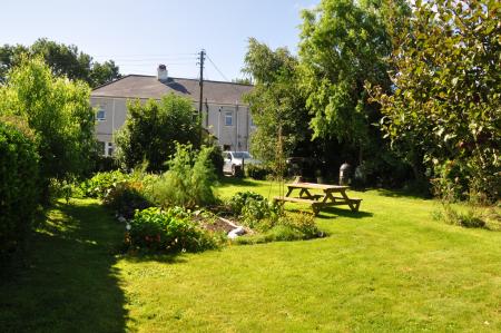 Media image 02