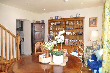 Media image 03