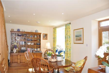 Media image 06