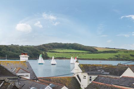 Media image 02