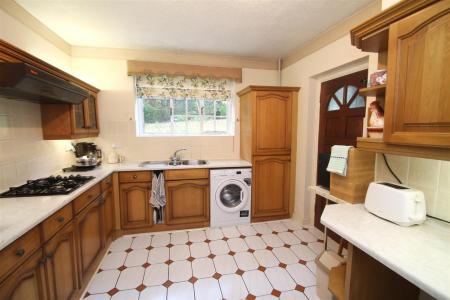 Fitted Kitchen