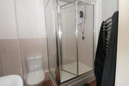 En-Suite Shower