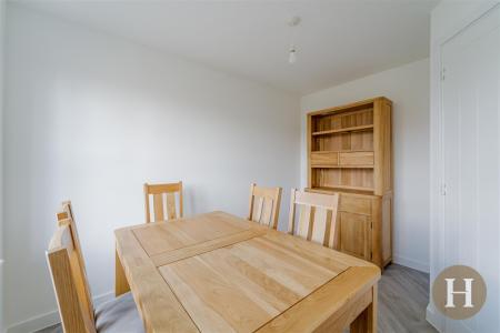 Hadleigh Estate Agents-23.jpg