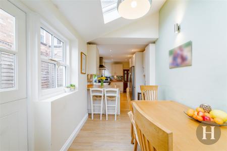 Hadleigh Estate Agents-31.jpg