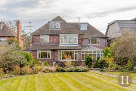 Hadleigh Estate Agents-67.jpg