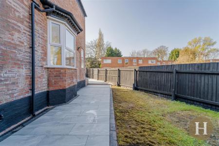 Hadleigh Estate Agents-19.jpg