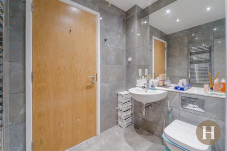 Hadleigh Estate Agents-6.jpg