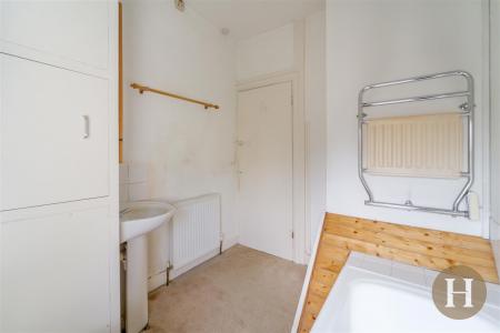 Hadleigh Estate Agents-18.jpg