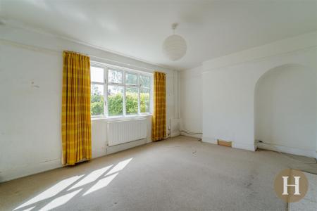 Hadleigh Estate Agents-1.jpg