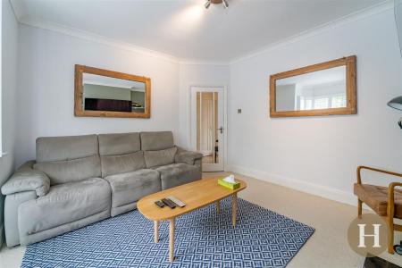 Hadleigh Estate Agents-4.jpg