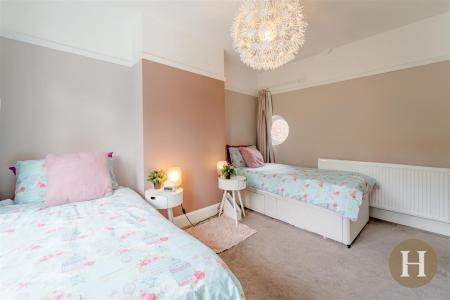 Hadleigh Estate Agents-22.jpg