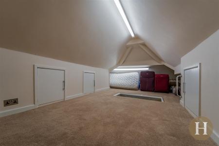 Hadleigh Estate Agents-2.jpg