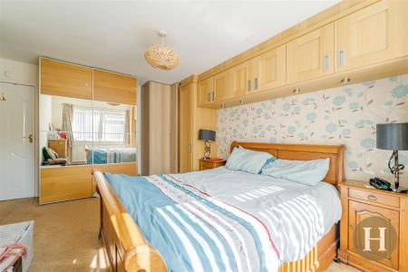 Hadleigh Estate Agents-44.jpg