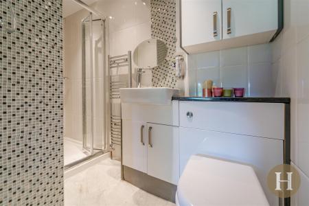 Ensuite
