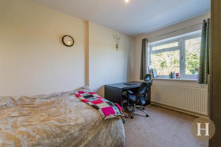 Hadleigh Estate Agents-30.jpg
