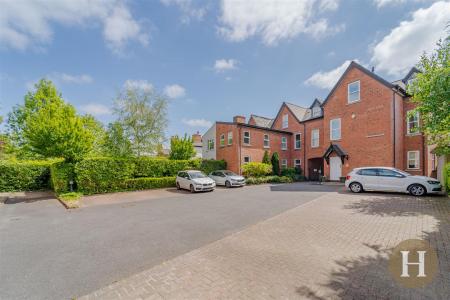 Hadleigh Estate Agents-5.jpg