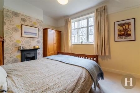 Hadleigh Estate Agents-23.jpg