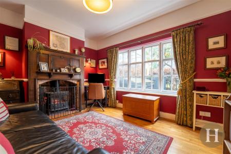 Hadleigh Estate Agents-16.jpg
